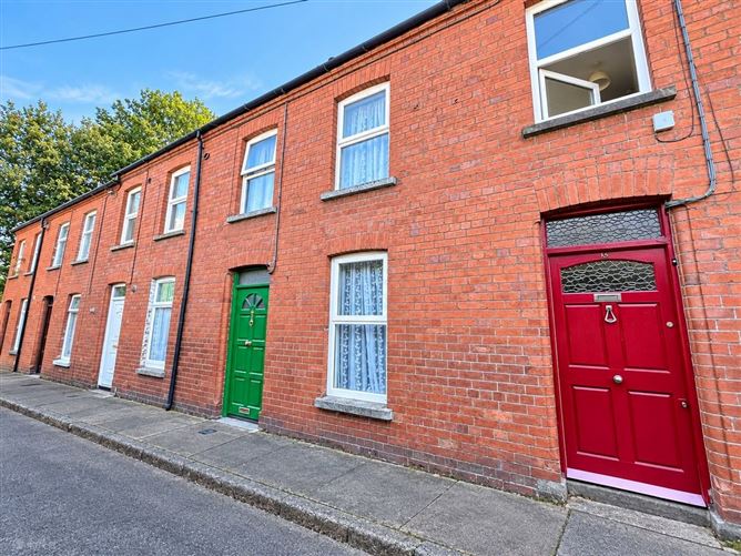 14 & 15, Gillabbey Street
