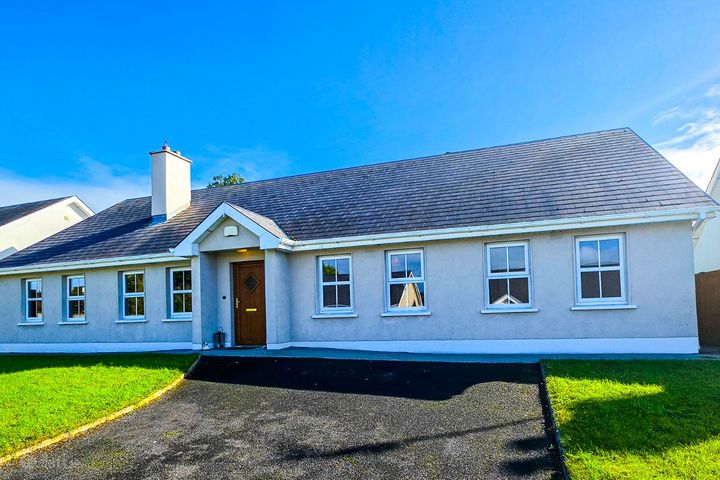 38 Greenhills Drive, Knockcroghery, Co. Roscommon, F42WK12