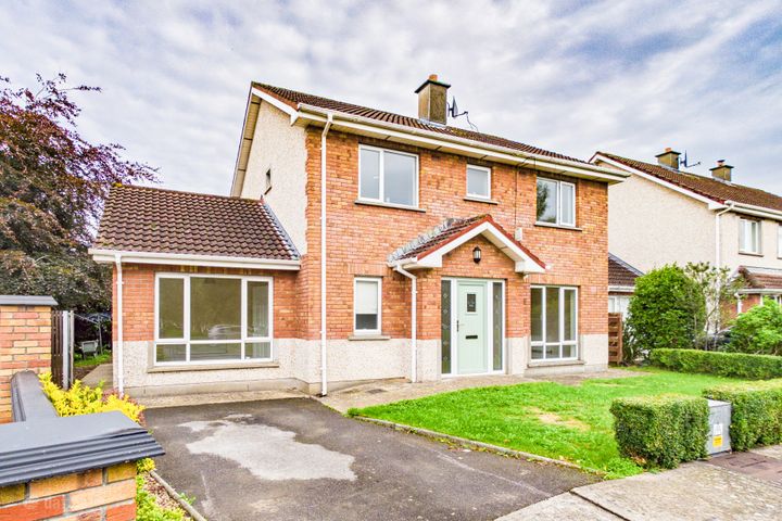 18 HAZELWOOD, DUBLIN RD, THURLES
