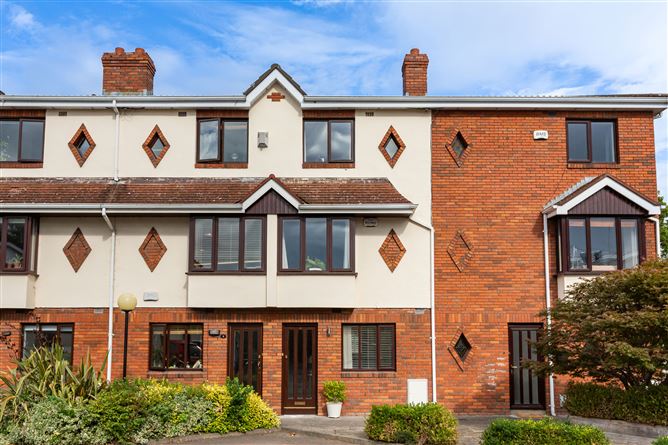 4 ANGLERS REST, BEAVER ROW, DONNYBROOK DUBLIN 4