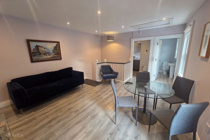 92 TOWNSEND ST, DUBLIN 2, DUBLIN