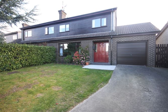 65 SANDY GROVE, BLACKROCK, LOUTH