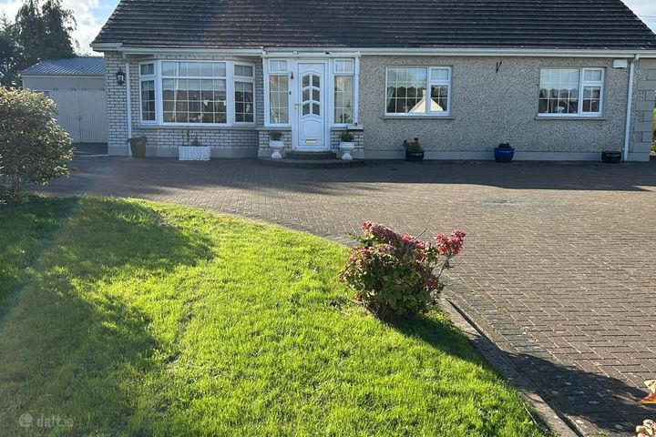 New Line Road, Mountrath, Mountrath, Co. Laois, R32KV12