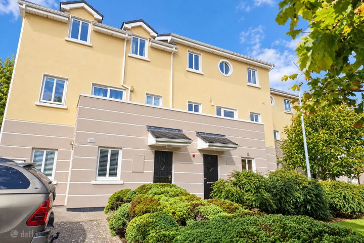 15 GLEANN NOININ, COLLEGE ROAD, GALWAY