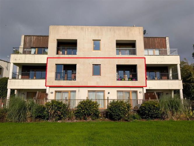 APARTMENT 5, BLOCK 4 WOODFORD MEADOWS, BALLYCONNELL