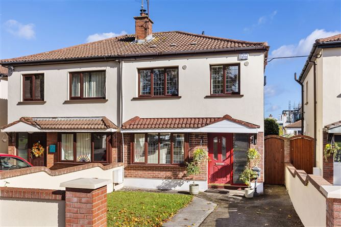 43 Mount Eagle Drive, Leopardstown, Dublin 18