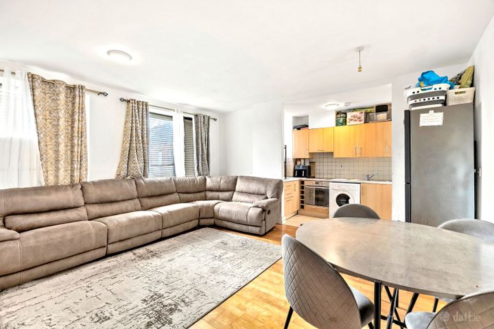 APT 15, CHAPEL COURT, CATHEDRAL PLACE