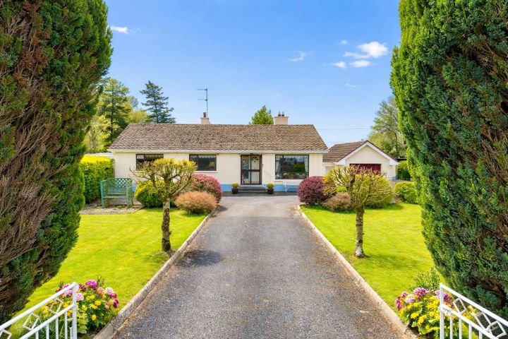 Mostrim Road, Ballymahon, Ballymahon, Co. Longford