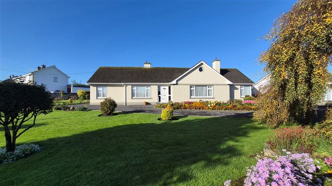 Tullamore Road, Birr, Co. Offaly, R42WP78