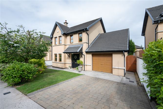 2 Monfield, Garryduff, Rochestown, Cork