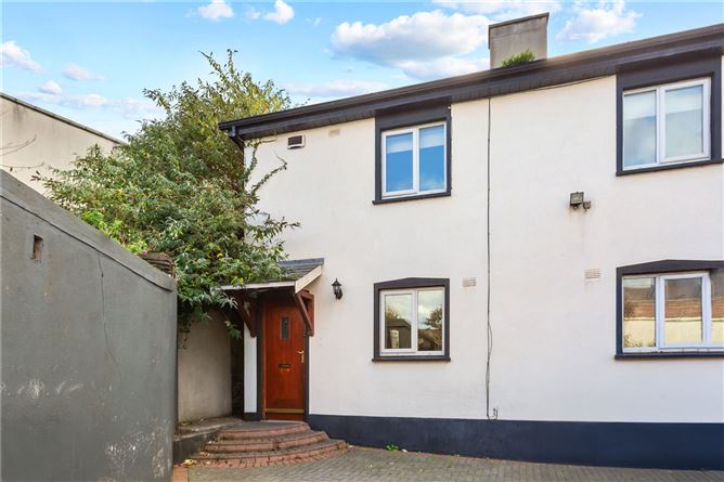 1 NEWCOURT MEWS, NEW ST, WICKLOW TOWN
