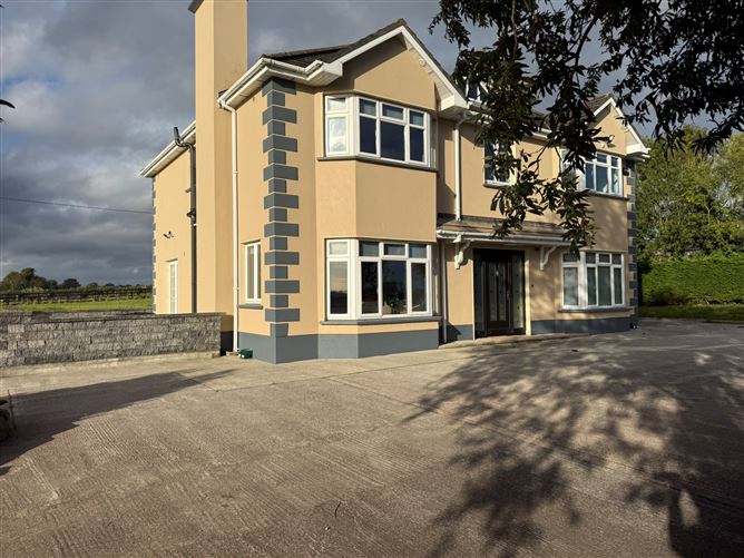 HILLVIEW HOUSE, KILLADERRY, DAINGEAN