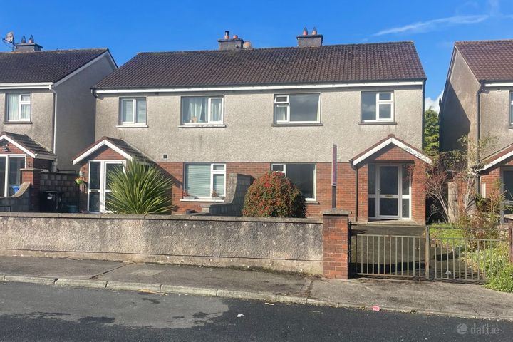 16 BELLEVUE COURT, MALLOW, CORK