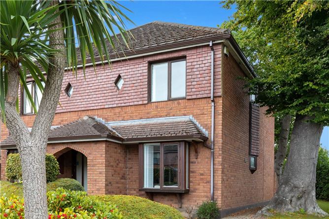 1 CEDAR SQ, GROVE AVE, STILLORGAN
