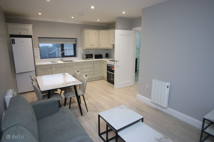 15B OLD YOUGHAL RD, MAYFIELD, CORK