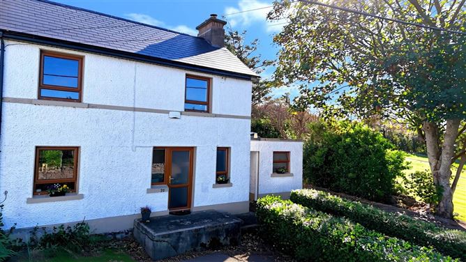 32 St Crones Terrace, Dungloe, County Donegal
