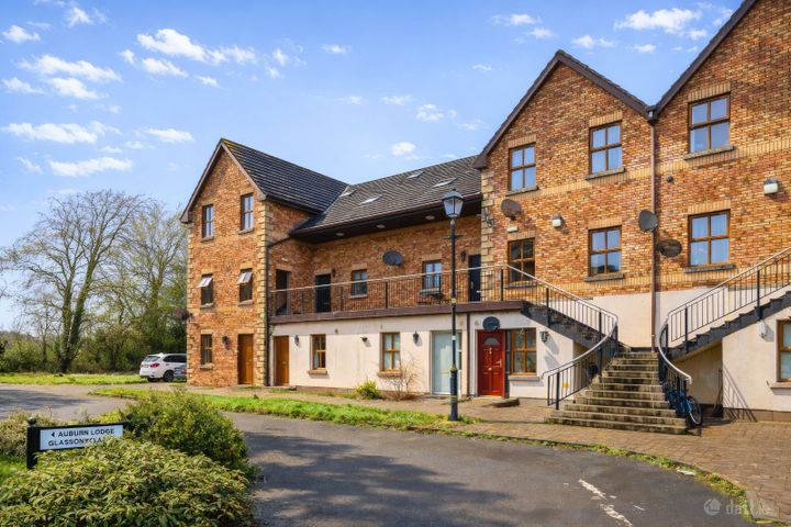 10 Glasson Lodge, Prospect Woods, Longford