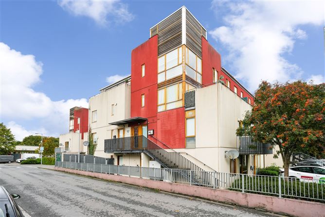 49 Cedar Brook Way, Park West, Dublin 10