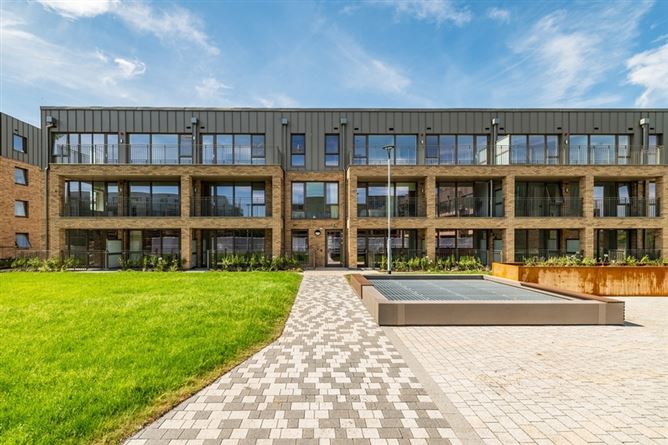 No. 48 Harbour Gate, Naas, Co. Kildare - Top floor apartment with exceptionally large terraced