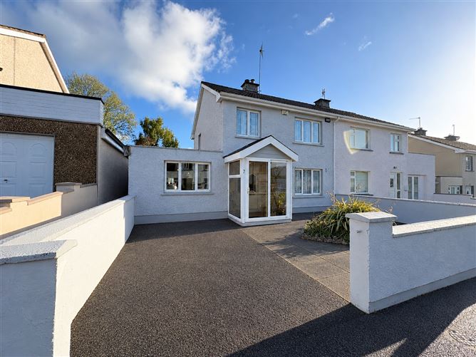 7 Hillcrest Grove, Kilkishen, Co. Clare