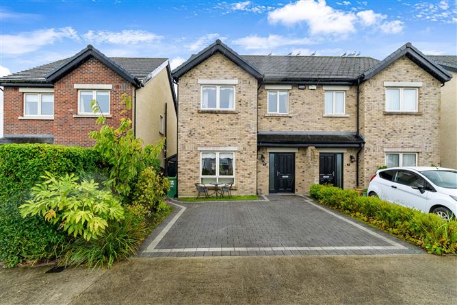 2 Kelletts Grove, Dunshaughlin, Co. Meath