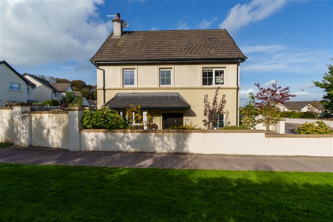 24 Drakes Point, Knocknagore, Crosshaven
