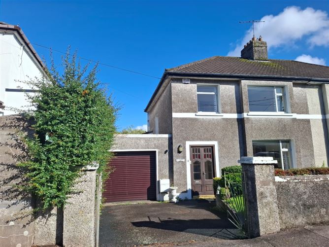 Sant Angelo, 1 Brookfield Lawn, The Lough, Cork