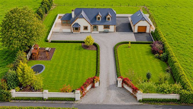 Ballynamona, Ballyneale, Kilsheelan, Co. Tipperary, E32N725