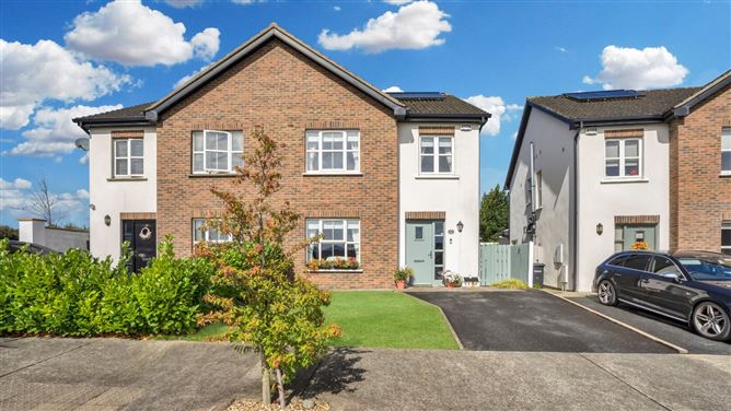 11 Knock Shee View, Old Golf Links Road, DUNDALK