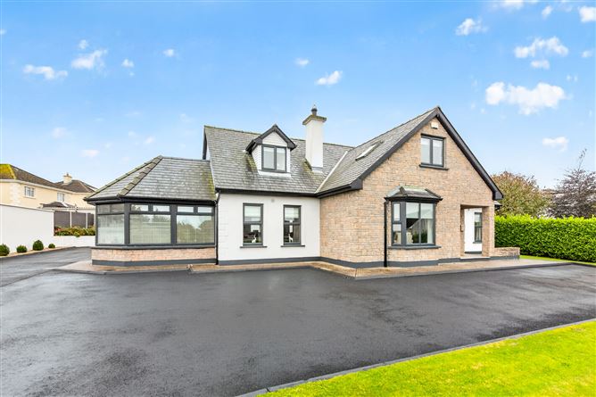 Charlestown Road, Tubbercurry, Sligo