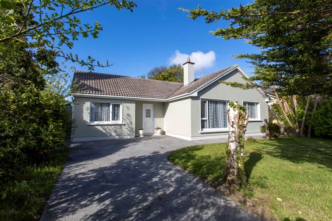 9 Monalee, Monavalley, Tralee, Co. Kerry