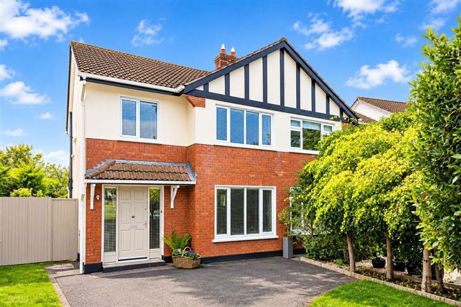 16 Glencairn Green, The Gallops, Leopardstown, Dublin 18