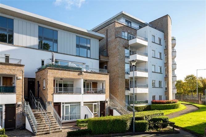 54 WATERVILLE TERRACE, BLANCHARDSTOWN, DUBLIN 15