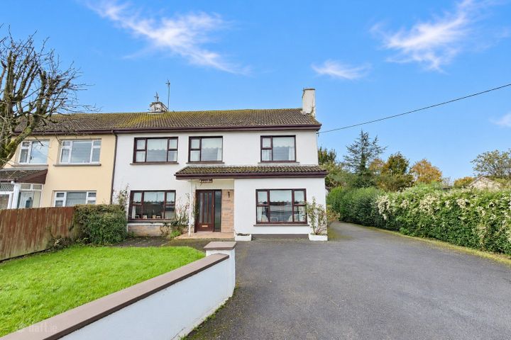Rooska House, Quin, Ennis, Co. Clare