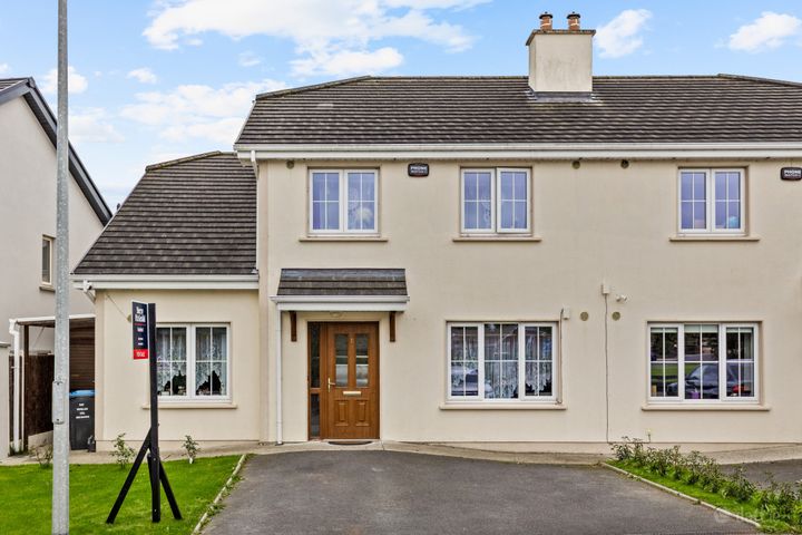5 CHESTNUT CLOSE, CASTLEHYDE PARK, ROSBERCON, NEW ROSS, CO. WEXFORD