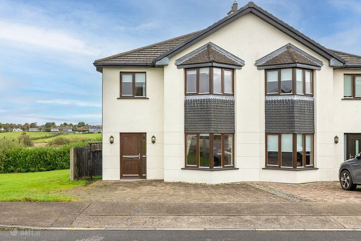 40 WESTFIELD, BECTIVE ST, KELLS