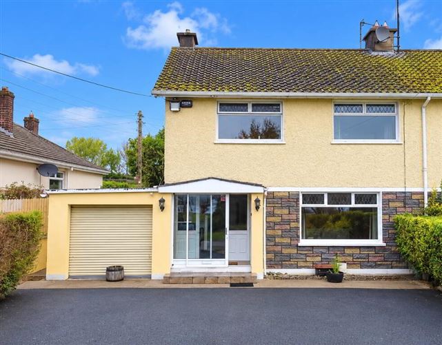 Cloughmore, Kingscourt Road, Carrickmacross, Monaghan