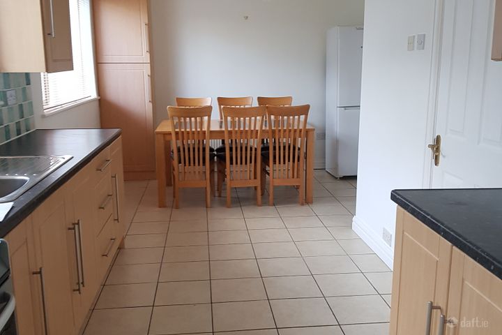 78 THE OAKS, NEWBRIDGE, KILDARE
