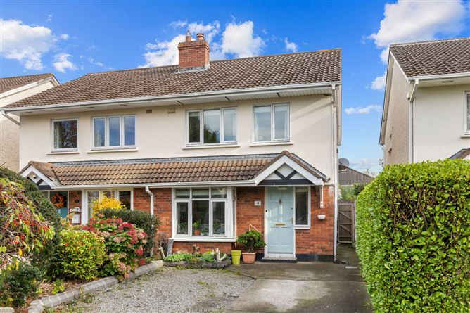 4 Glencairn Grove, The Gallops, Leopardstown, Dublin 18