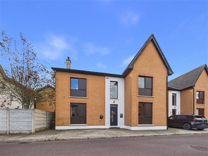9 LAMBOURNE PARK, BEAVERSTOWN RD, DONABATE