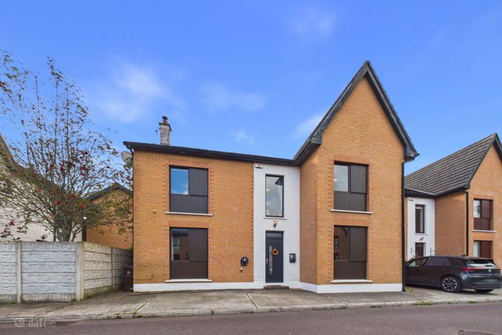 9 LAMBOURNE PARK, BEAVERSTOWN RD, DONABATE