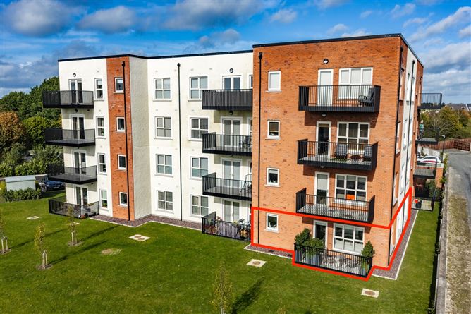 2 The Court, Racecourse Gate, Naas