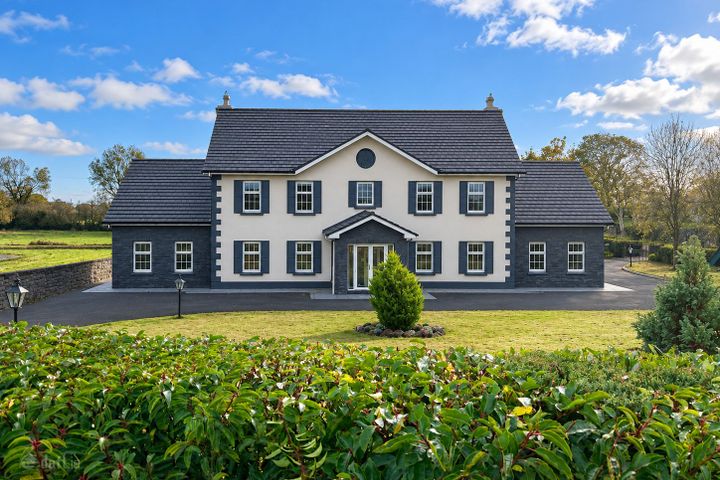 CLADDAGH HOUSE, HEADFORD, CO GALWAY