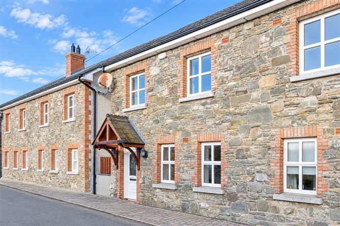 2 Saint Mochtas, Louth Village, Co. Louth
