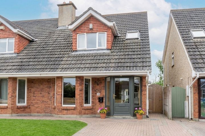 18 ORCHARD CLOSE (plus Attic Conversion), Donabate, County Dublin