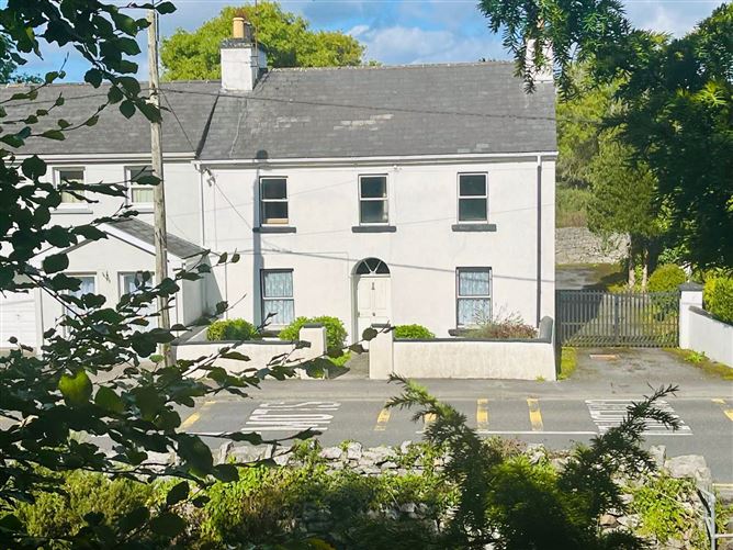 Bridge Street, Oughterard, Co. Galway