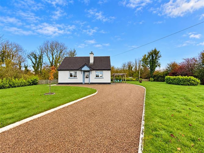Curraghard, Lisacul, Castlerea, Co. Roscommon