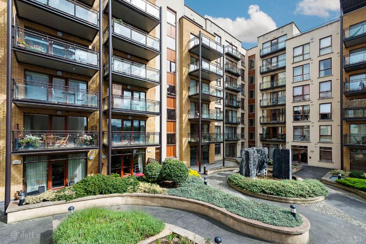 210 CASTLEFORBES SQ, CASTLEFORBES RD, DUBLIN 1