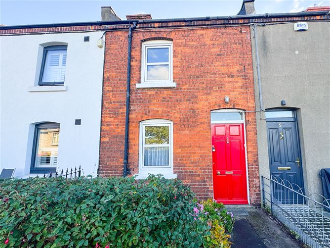 4 Synnott Terrace, Clarence Street, Dun Laoghaire, County Dublin