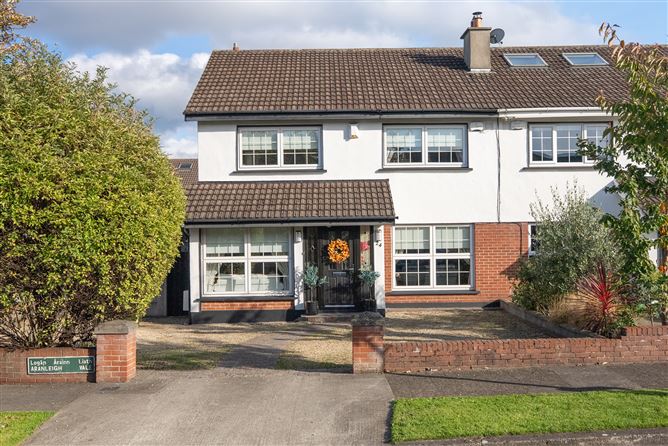 24 Aranleigh Vale, Rathfarnham,   Dublin 14